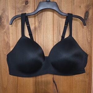 Cacique Black Women's T-shirt Bra 44D